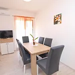 Дом отдыха House Smiljana 2059 *