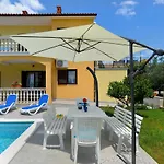 House Smiljana 2059 *