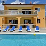 House Smiljana 2059 Дом отдыха Воднян