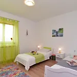Дом отдыха House Smiljana 2059 *
