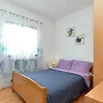 House Smiljana 2059 *