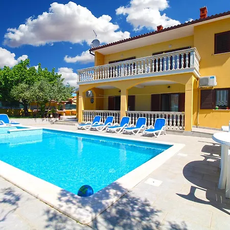 House Smiljana 2059 Воднян