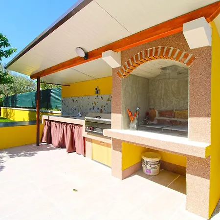House Smiljana 2059 * Воднян