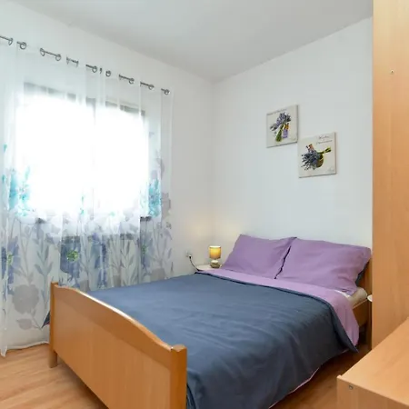 House Smiljana 2059 *