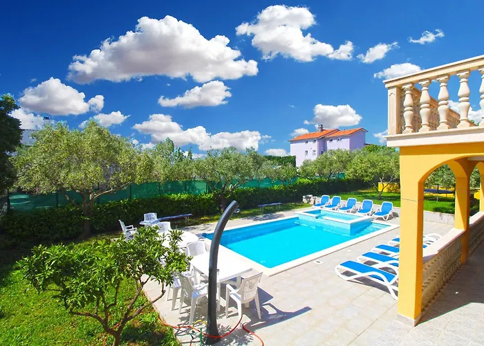 Nyaraló House Smiljana 2059