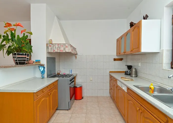 Nyaraló House Smiljana 2059