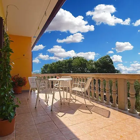 Holiday home House Smiljana 2059 Vodnjan