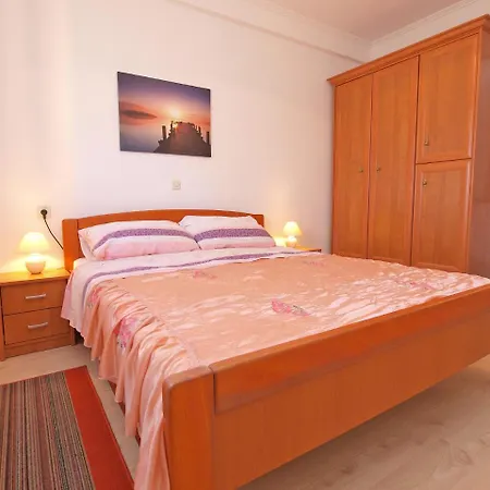 House Smiljana 2059 *