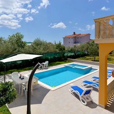Holiday home House Smiljana 2059