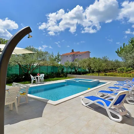 Сasa de vacaciones House Smiljana 2059