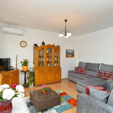 Holiday home House Smiljana 2059
