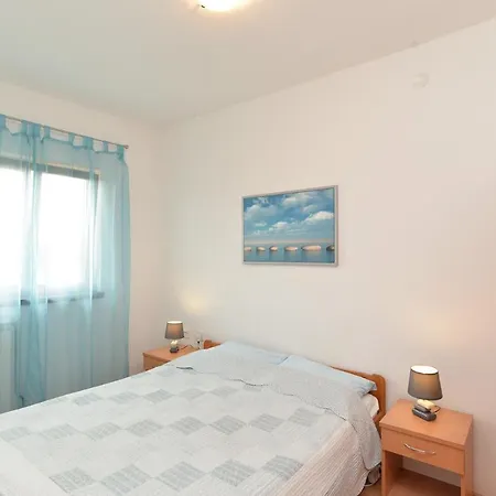 House Smiljana 2059 *